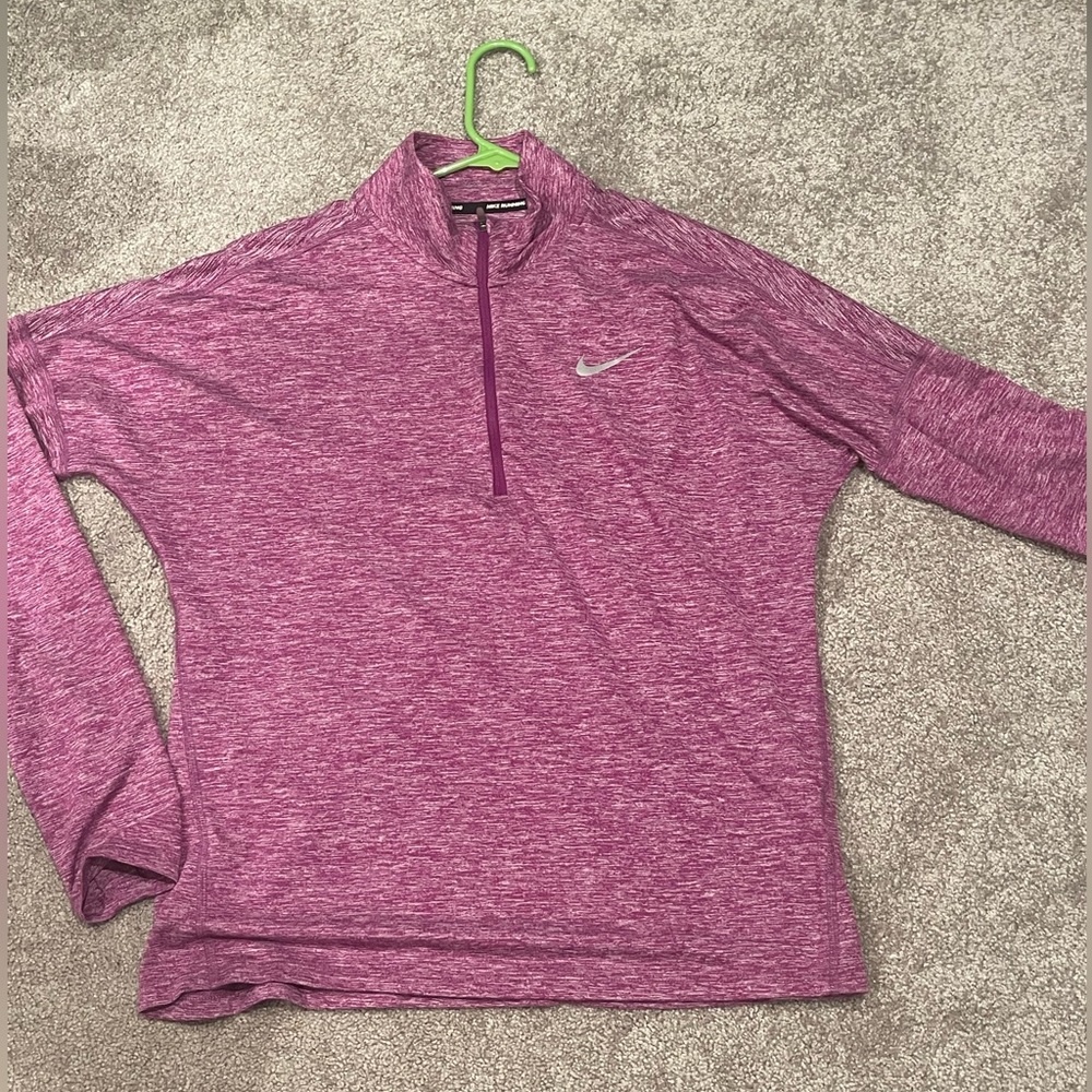 NIKE-Athletic quarter zip top